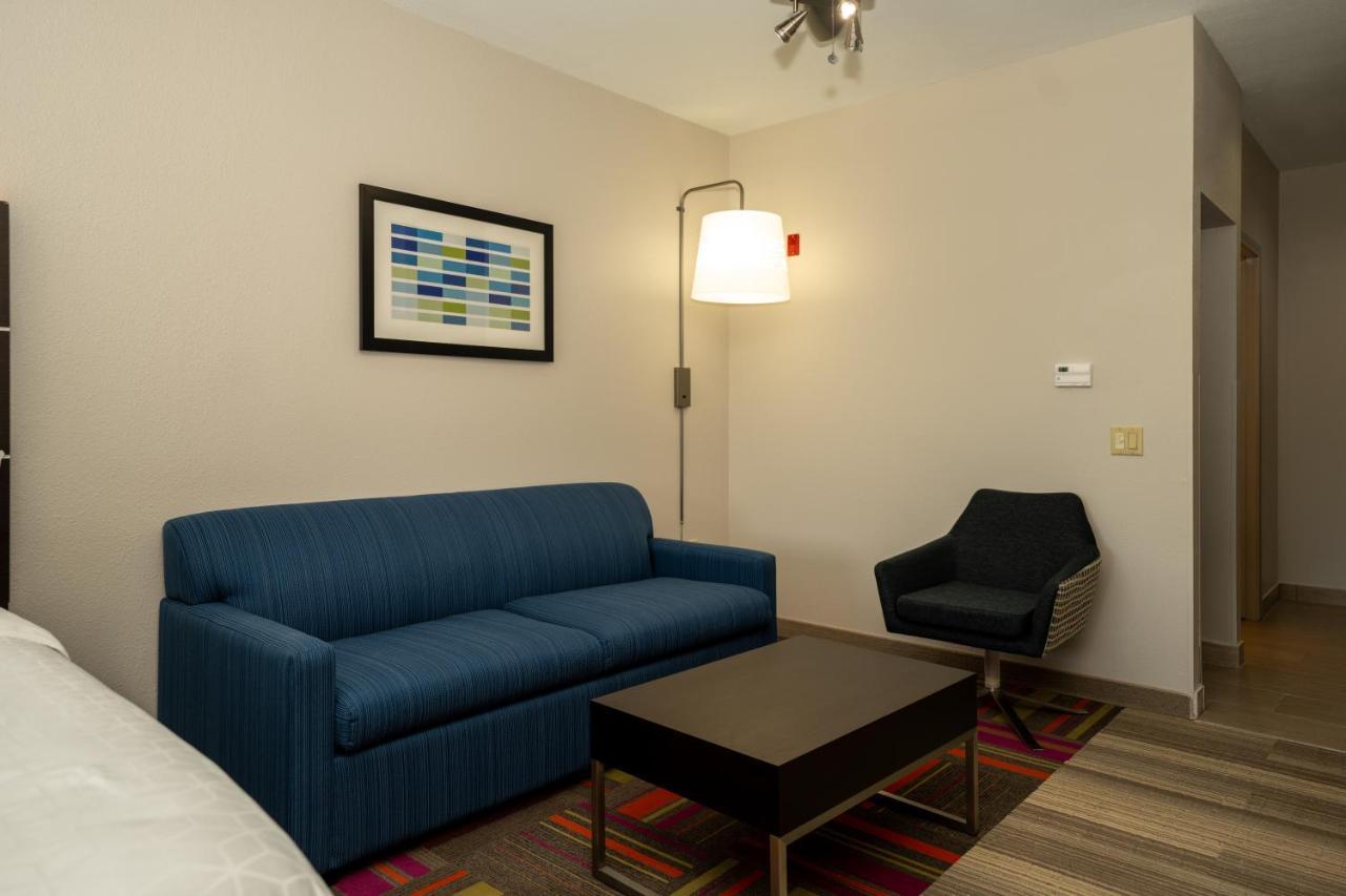 Holiday Inn Express & Suites Deer Park By Ihg Exterior photo