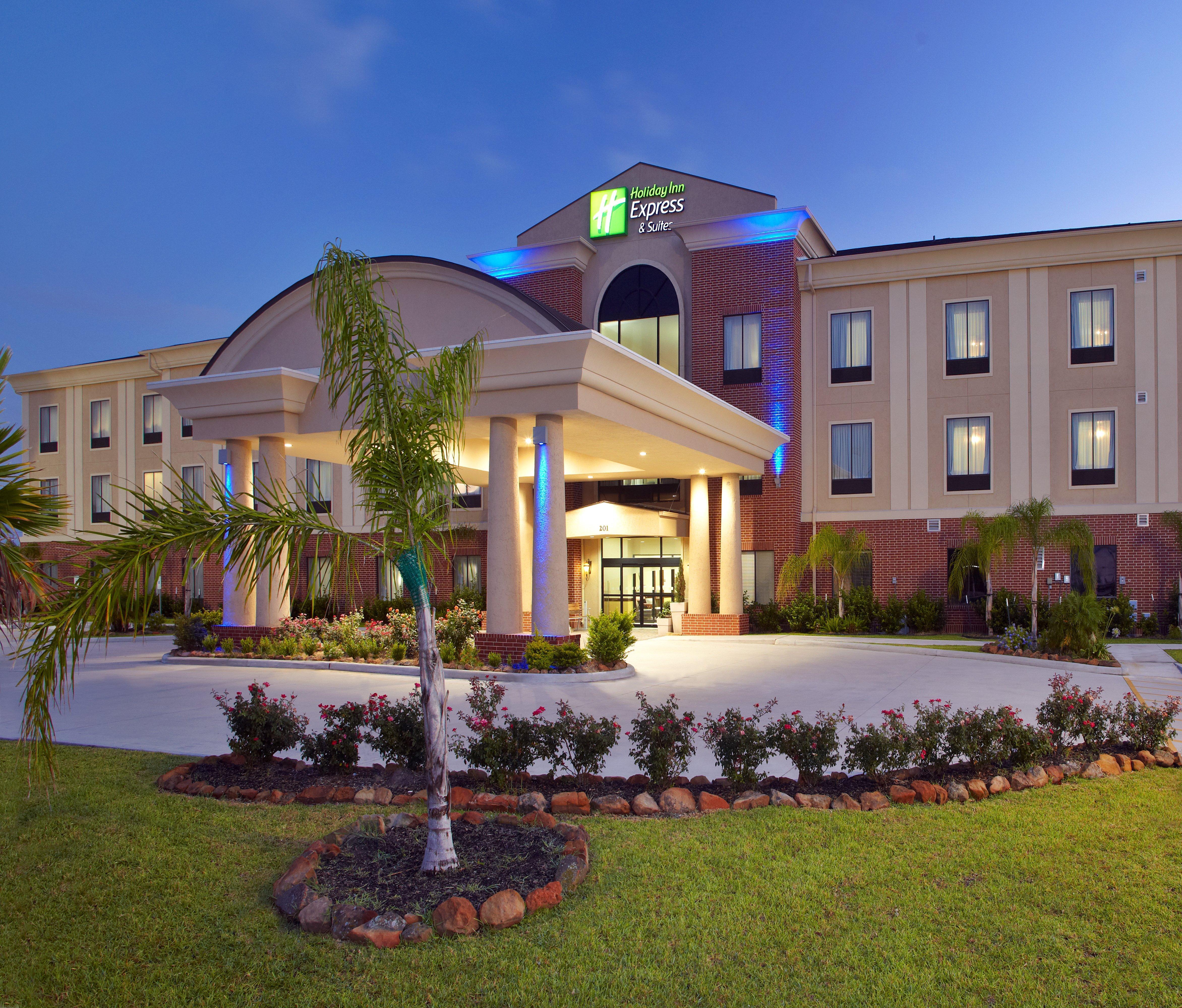 Holiday Inn Express & Suites Deer Park By Ihg Exterior photo